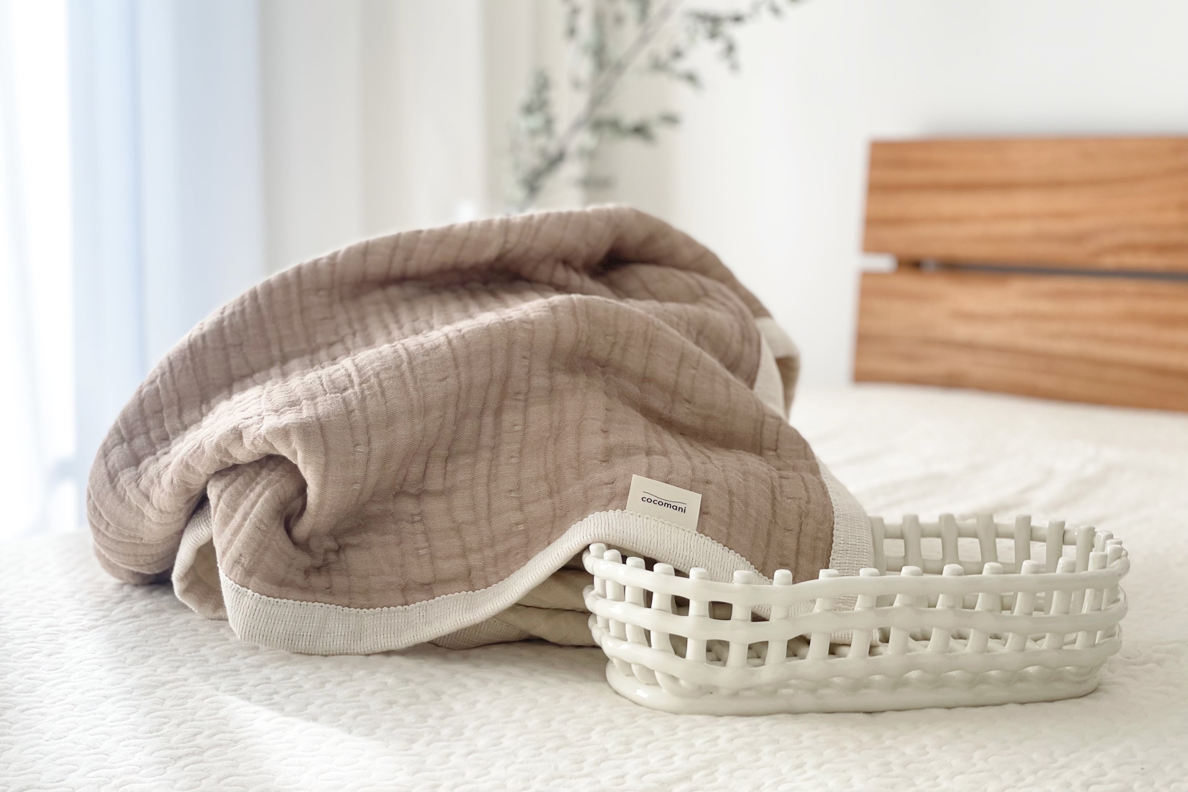 \秋・冬だけの限定販売/torotoro 8重ジャガード織 ガーゼケット ラテ(latte)カラー