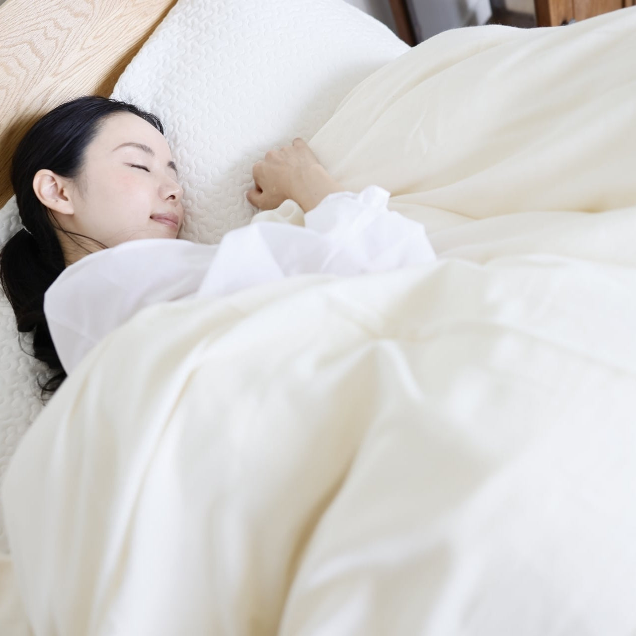 pokapoka ホワイトマザーグース (肌掛け/合掛け/本掛け)羽毛ふとん【sarafuwa布団カバー付き】