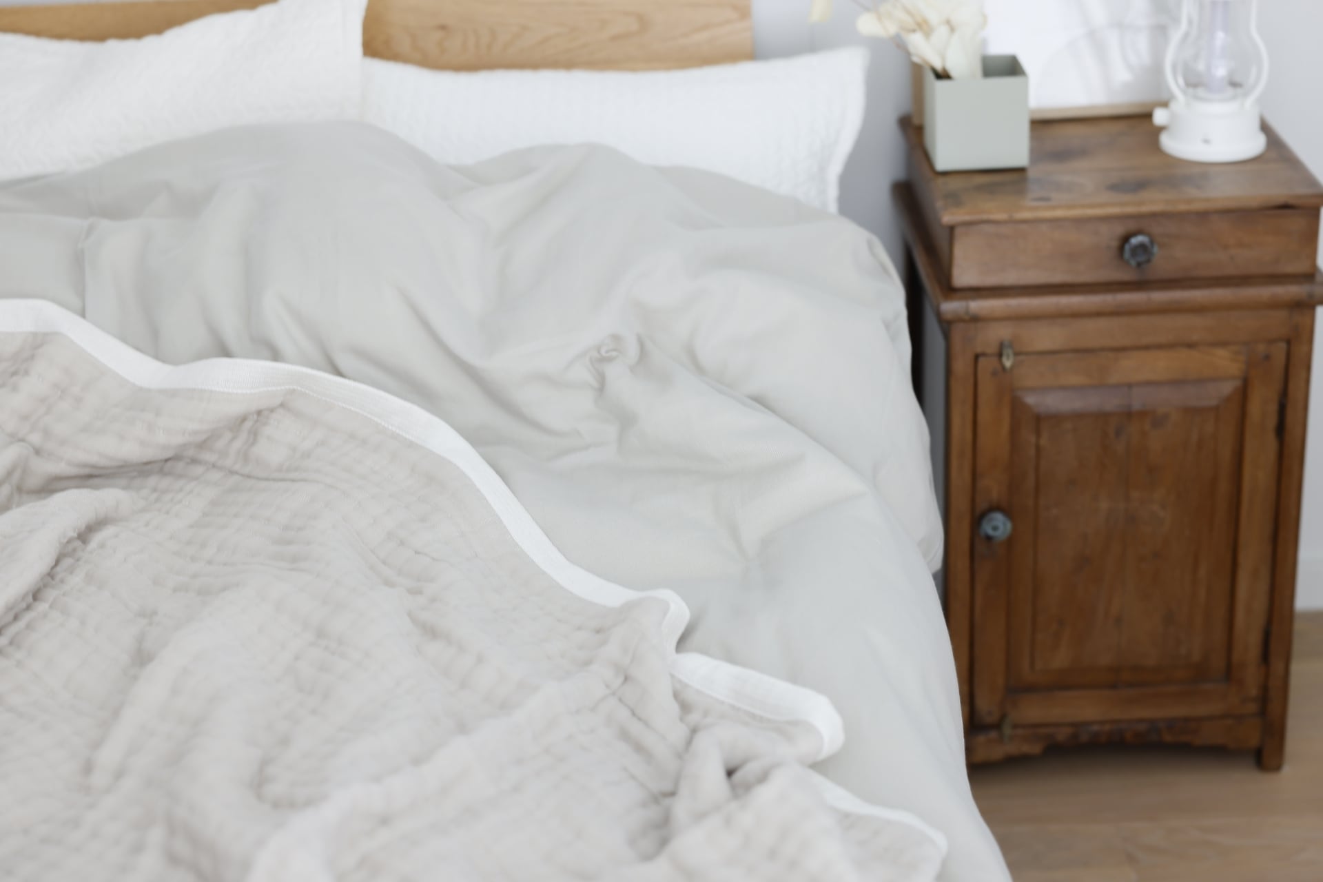 pokapoka ホワイトマザーグース (合掛け/肌掛け/本掛け)羽毛ふとん【sarafuwa布団カバー付き】