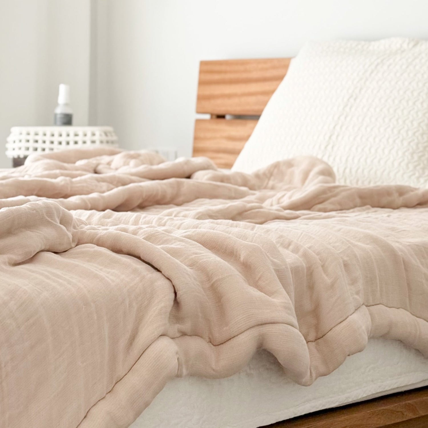 shittori 三河木綿 熟成糸のボリュームミルフィーユガーゼケット【8枚重ね】