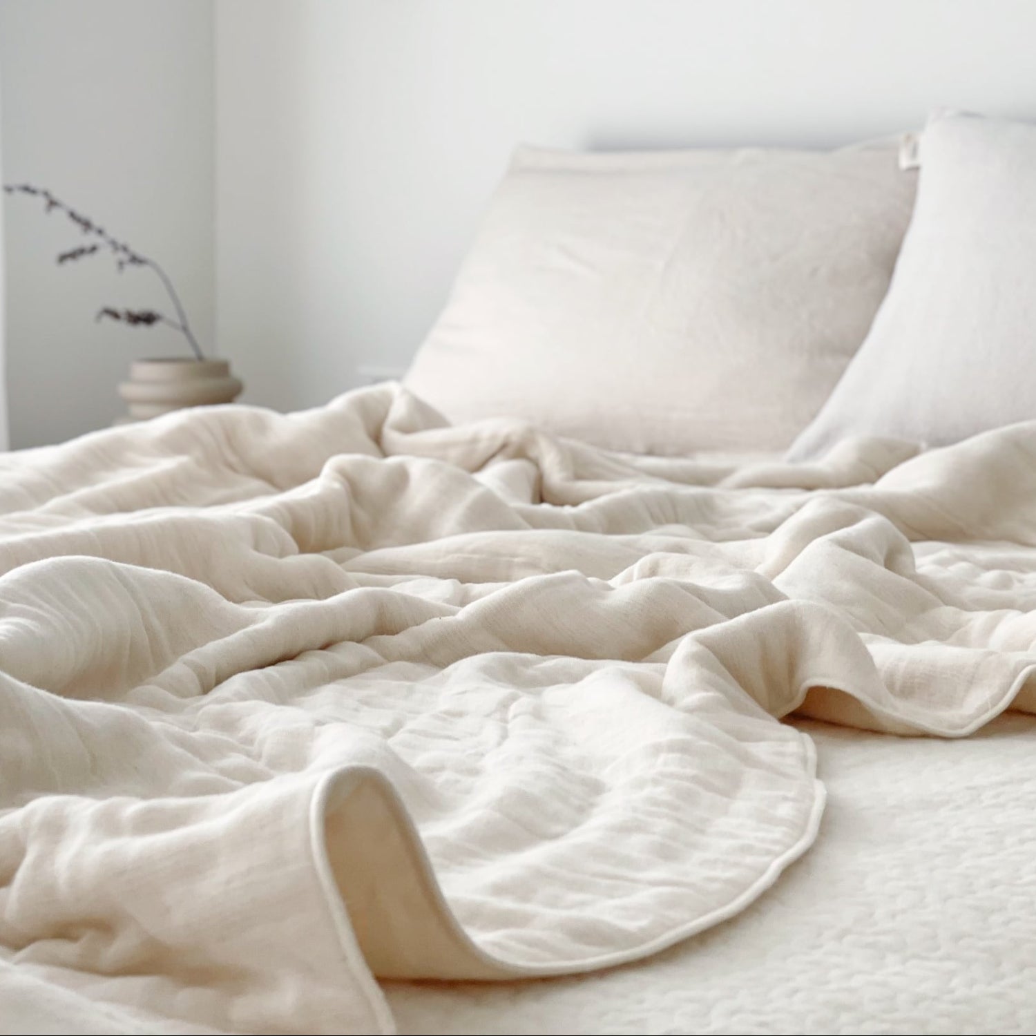 shittori 三河木綿 熟成糸のボリュームミルフィーユガーゼケット【6枚重ね】