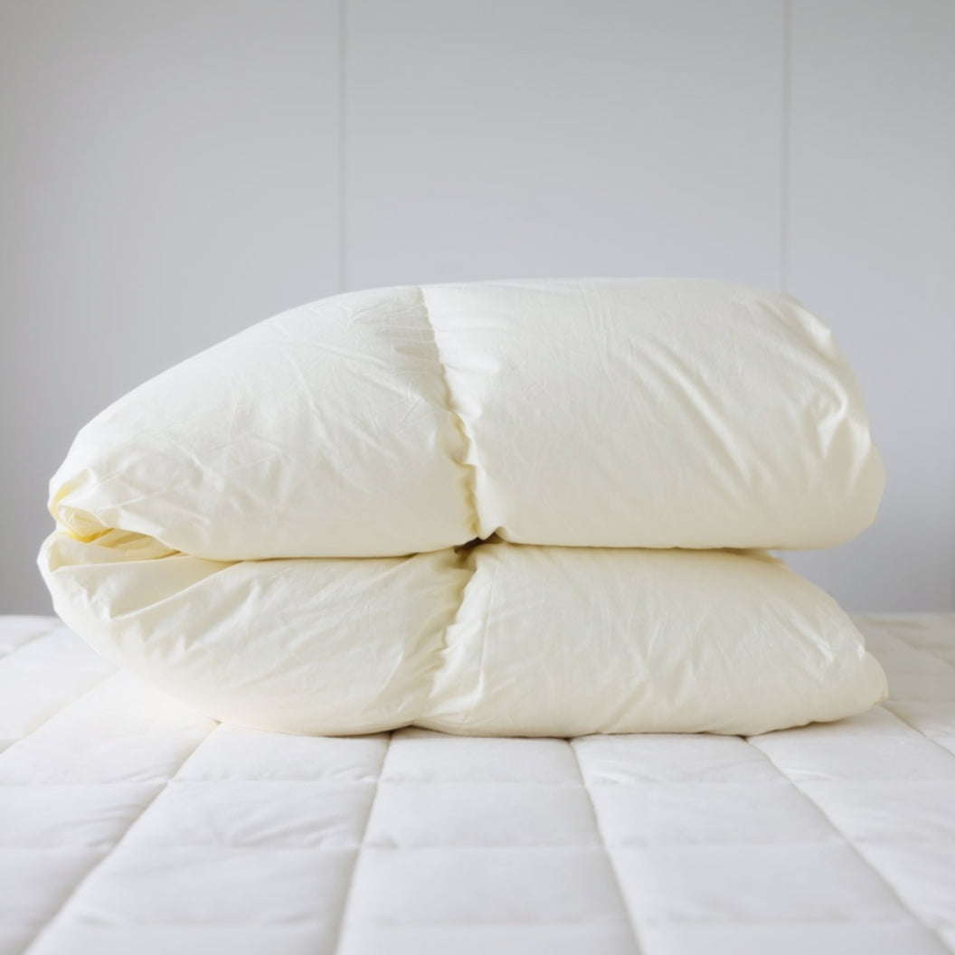 pokapoka ホワイトマザーグース (肌掛け/合掛け/本掛け)羽毛ふとん【sarafuwa布団カバー付き】