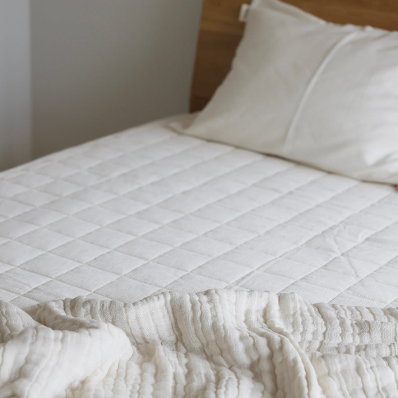 saratto 高島ちぢみ織 敷きパッド【シングル・ダブル兼用】